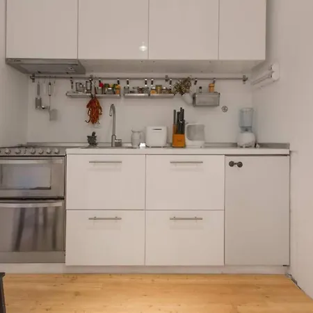 Appartement Easy Living In Center +free Parking *