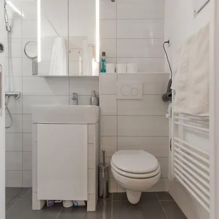 Appartement Easy Living In Center +free Parking *